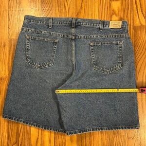 LL Bean retro blue denim shorts Size 42"